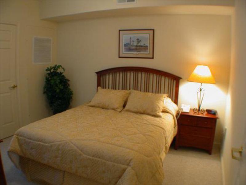 Riverview Suites at Water Street Center - image 2