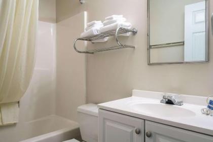 Suburban Extended Stay of Wilmington - image 2