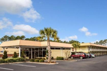 Rodeway Inn  Suites Wilmington North North Carolina