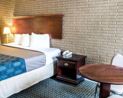 Rodeway Inn & Suites Wilmington North - image 2