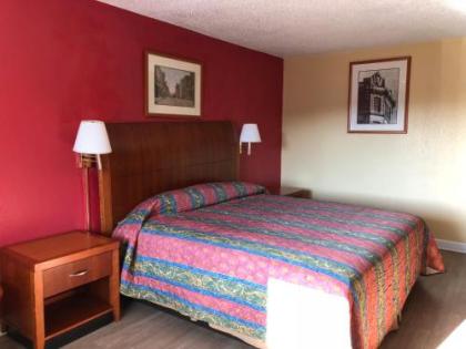 Red Carpet Inn Wilmington - image 4