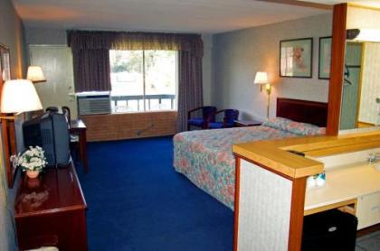 The Carolinian Inn - image 4