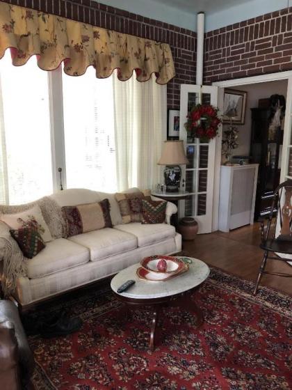 Angies B&B - image 14