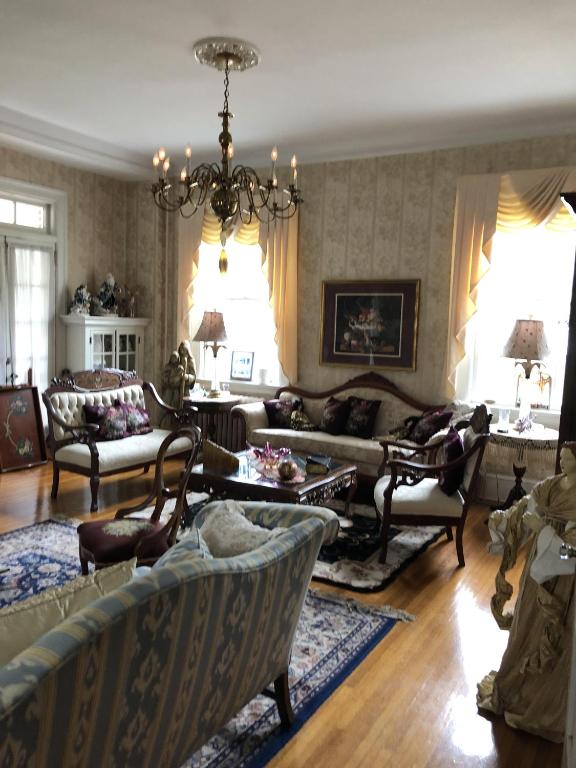 Angies B&B - image 6