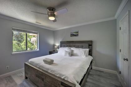 Updated Wilmington Retreat 2 miles to UNCW North Carolina