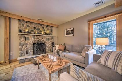 Secluded and Cozy Dog-Friendly Year-Round Retreat - image 3