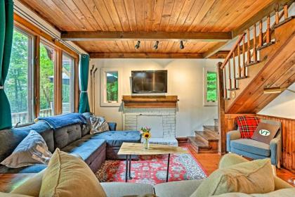 Cozy Treetop Hideaway By Harriman Reservoir - image 4