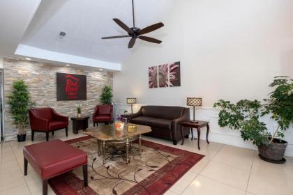 Red Roof Inn & Suites Wilson - image 4