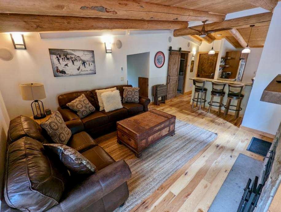 Jackson Hole Hideout - main image
