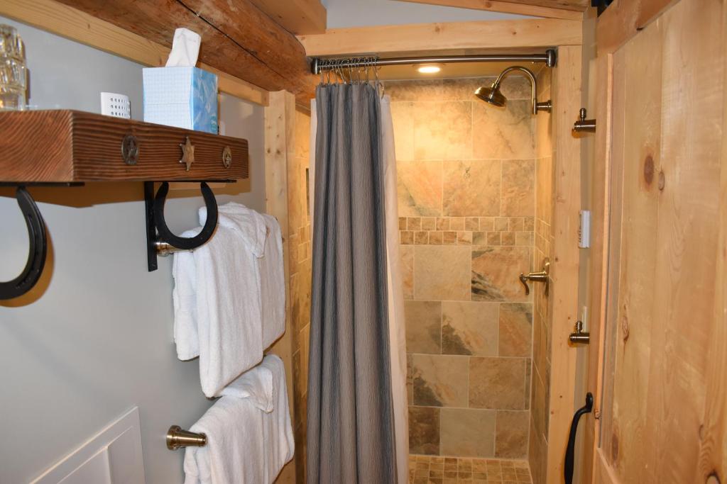 Jackson Hole Hideout - image 2