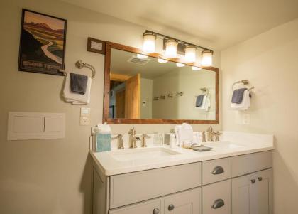 Jackson Hole Hideout - image 3