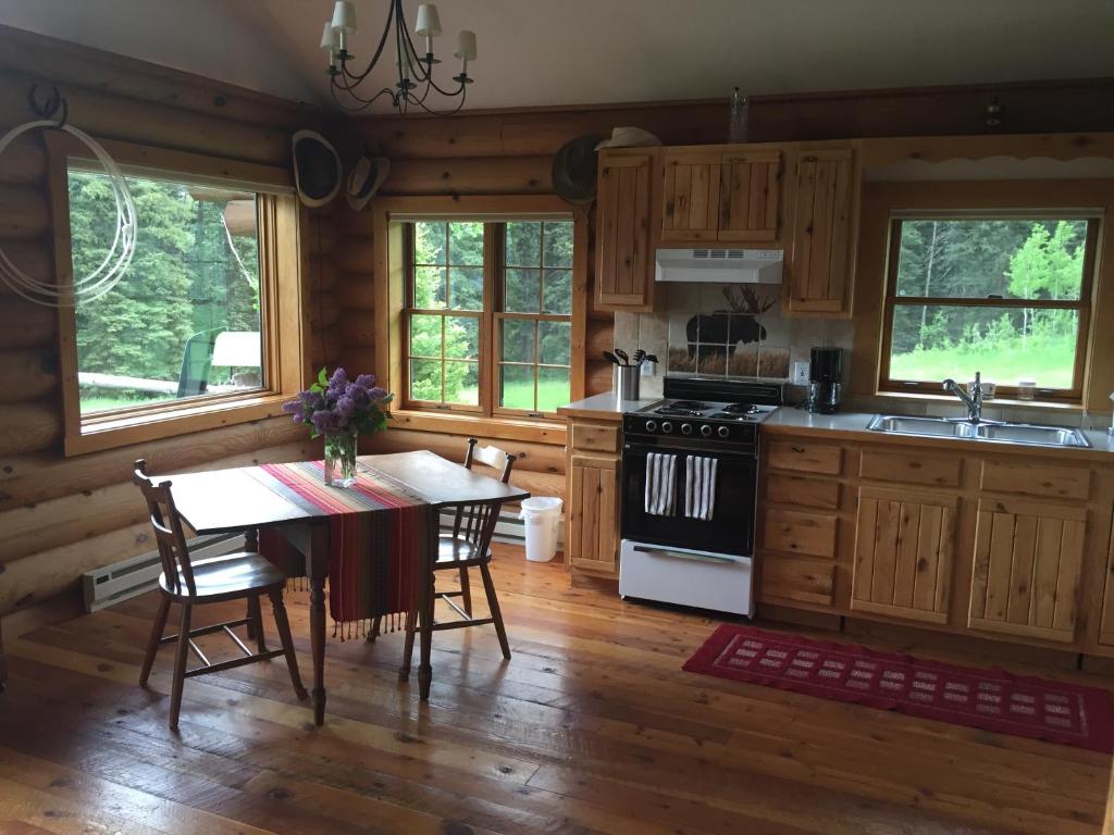 Trail Creek Ranch - image 3