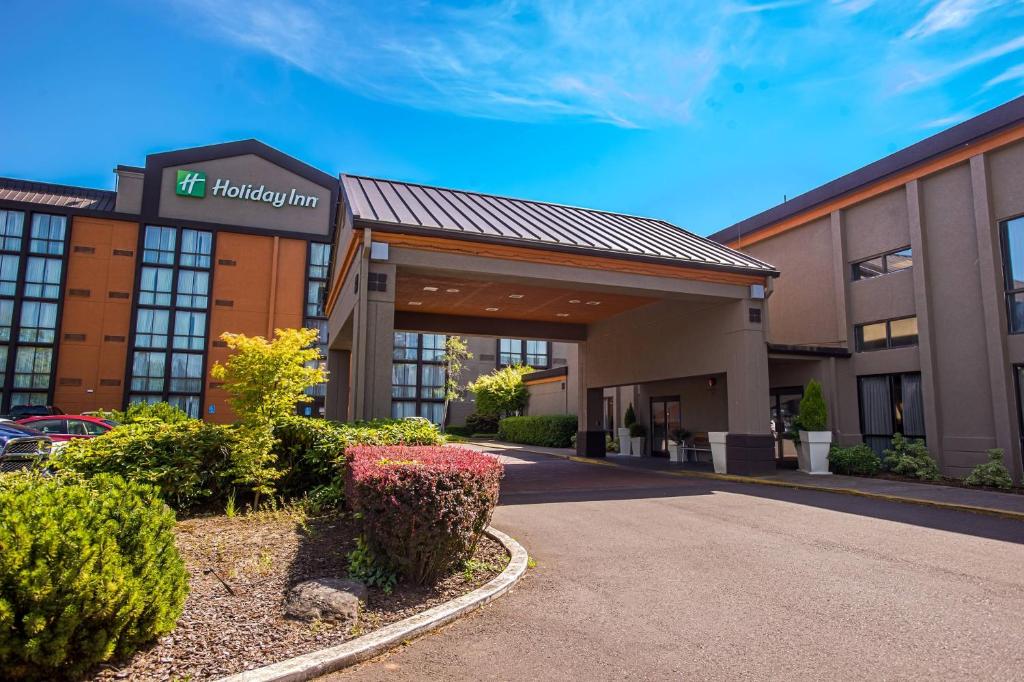 Holiday Inn Portland South/Wilsonville an IHG Hotel - main image