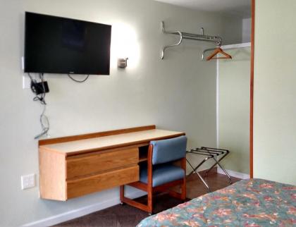 Snooz Inn - image 2