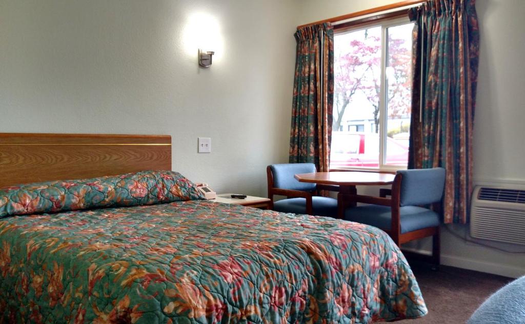 Snooz Inn - image 4