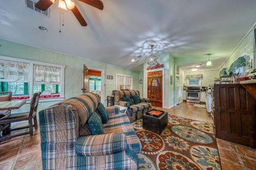 Austin Cottage on Cypress Creek - image 3