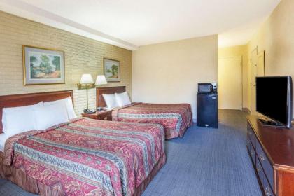 Travelodge by Wyndham Winchester - image 13