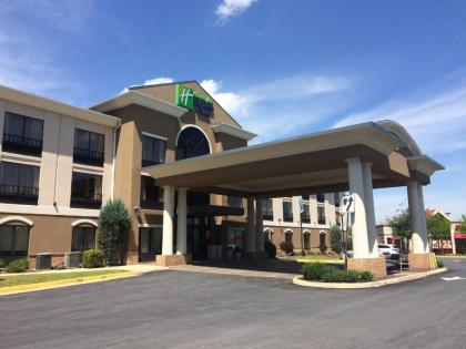 Holiday Inn Express and Suites Winchester an IHG Hotel - image 2