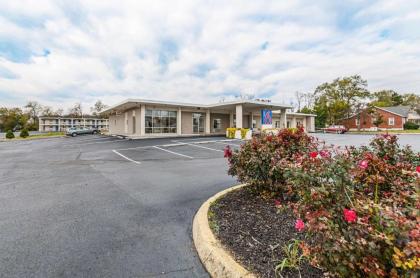 Motel 6-Winchester VA - image 4