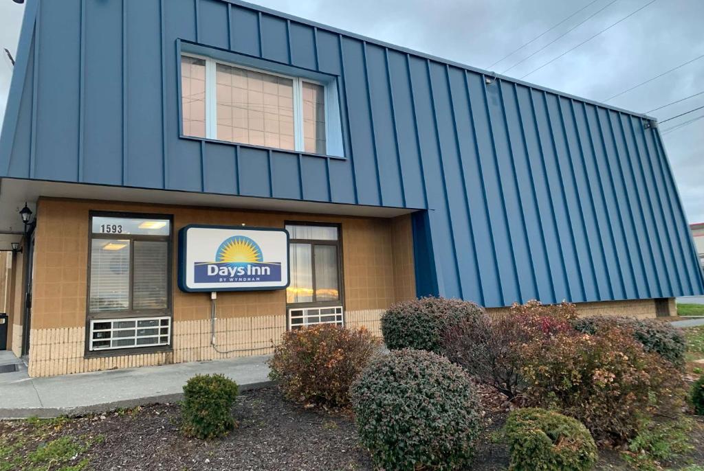 Days Inn by Wyndham Winchester - main image