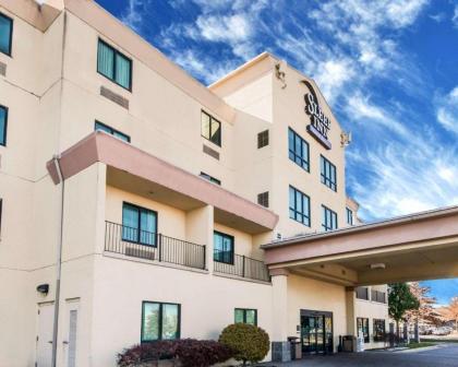 Sleep Inn  Suites Winchester