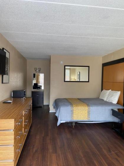 APM Inn and Suites - image 12