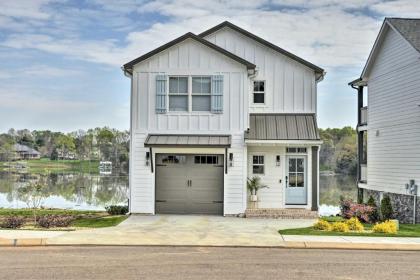 Brand New Waterfront Oasis on Tims Ford Lake! - image 4