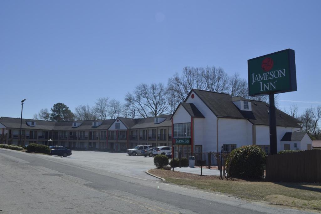 Jameson Inn Winder - main image