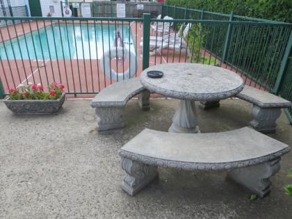 Jameson Inn Winder - image 10