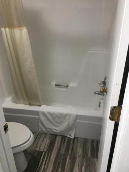 Jameson Inn Winder - image 2