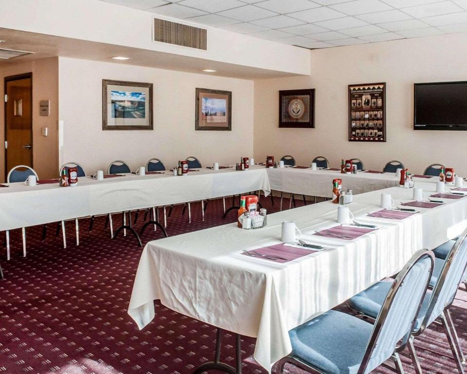 Quality Inn Navajo Nation Capital - image 6