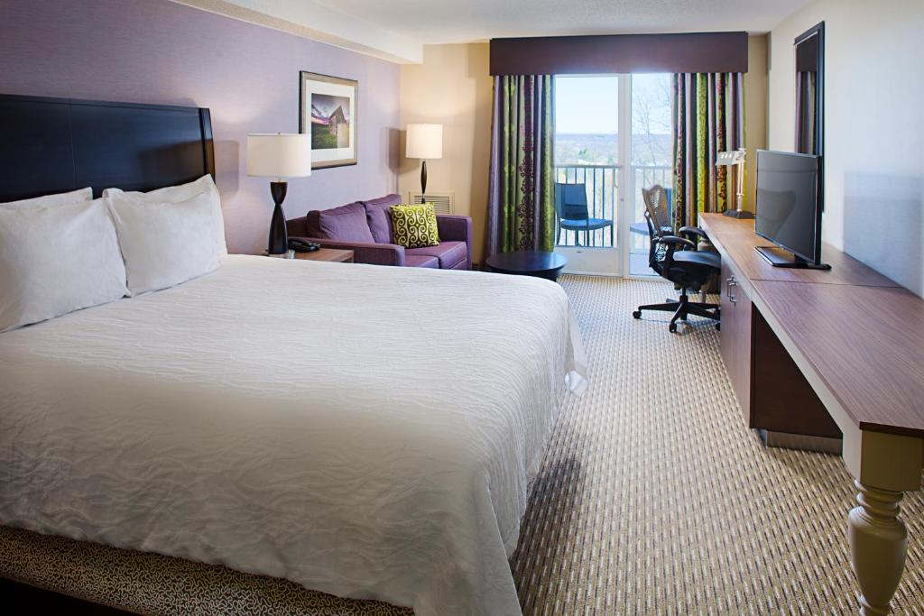 Hilton Garden Inn Hartford North-Bradley International Airport - main image
