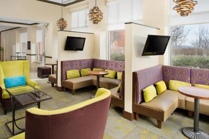 Hilton Garden Inn Hartford North-Bradley International Airport - image 2