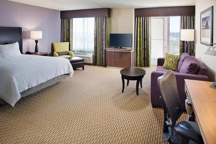 Hilton Garden Inn Hartford North-Bradley International Airport - image 20