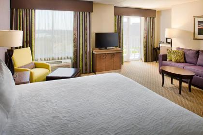Hilton Garden Inn Hartford North-Bradley International Airport - image 21