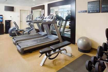 Hilton Garden Inn Hartford North-Bradley International Airport - image 6
