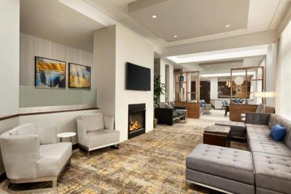 Doubletree by Hilton Bradley International Airport