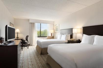 DoubleTree by Hilton Bradley International Airport - image 13