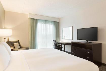 DoubleTree by Hilton Bradley International Airport - image 16