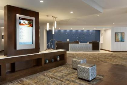 DoubleTree by Hilton Bradley International Airport - image 17