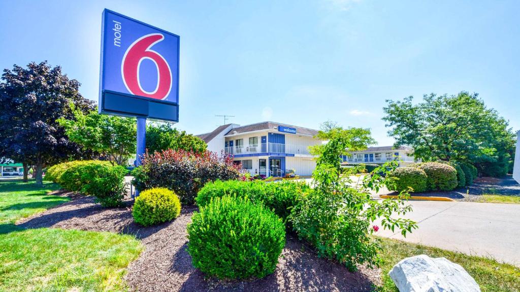 Motel 6-Windsor Locks CT - Hartford - main image