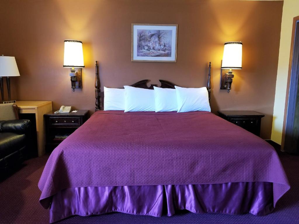Regency Inn - main image