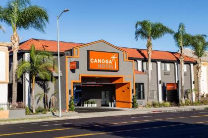 Canoga Hotel at Warner Center - image 21