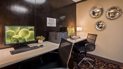 Best Western Canoga Park Motor Inn - image 13
