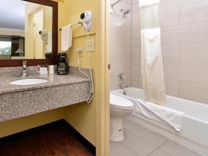 Americas Best Value Inn Winona - image 10