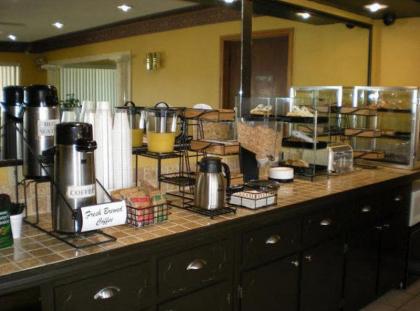 Americas Best Value Inn Winona - image 11