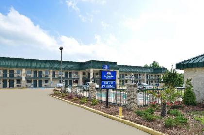 Americas Best Value Inn Winona - image 13
