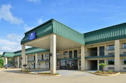 Americas Best Value Inn Winona - image 2