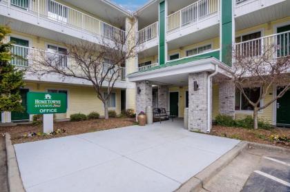 Hometowne Studios by Red Roof Winston-Salem - University Pkwy - image 7