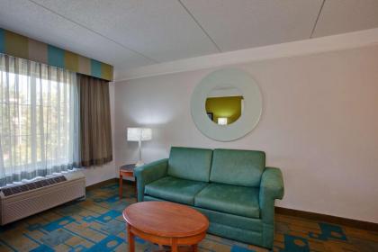 La Quinta by Wyndham Winston-Salem - image 3